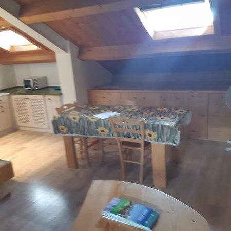 Case Pizzocco 3 A Santa Giustina Meano Bagian luar foto